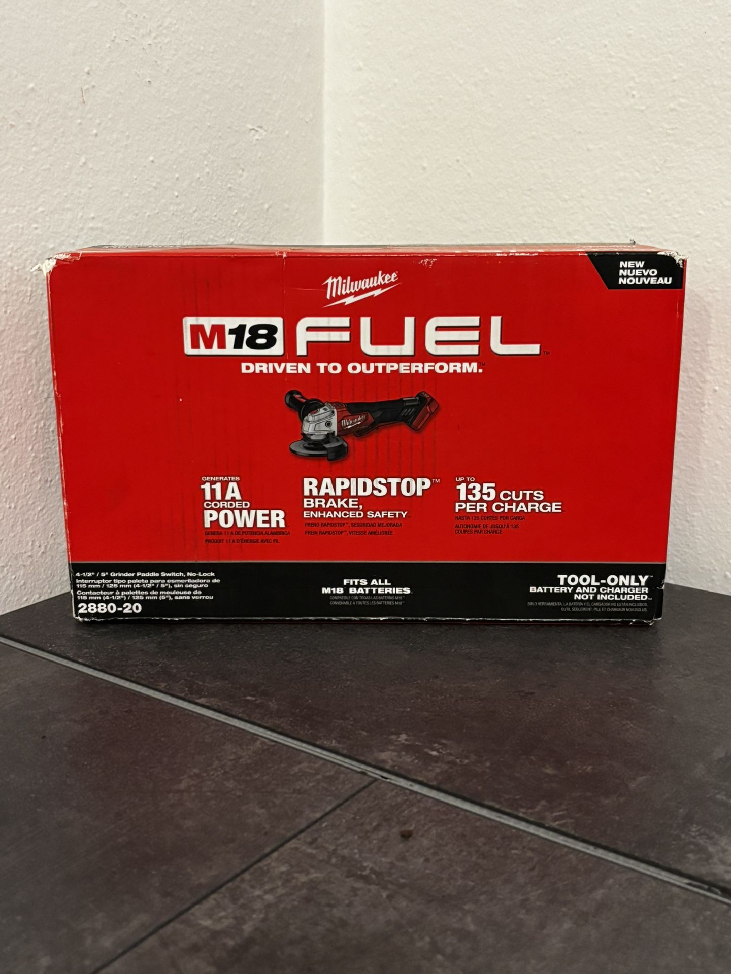 Milwaukee M18 Grinder 