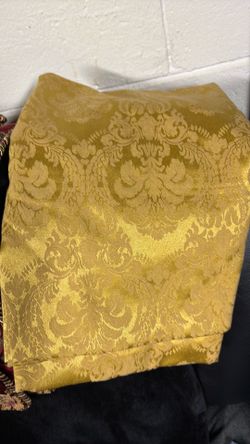Gold tablecloth
