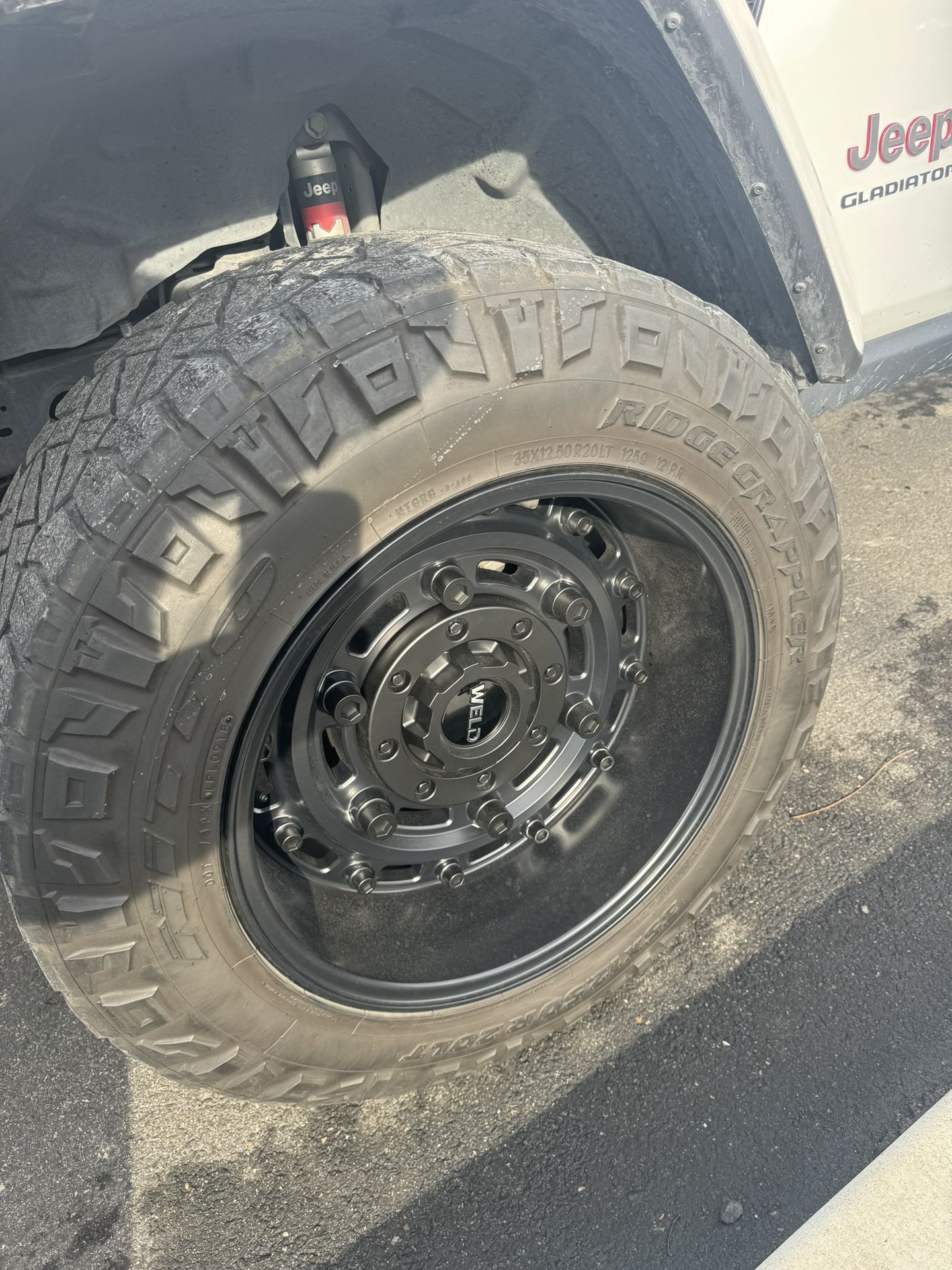 35x12.5 Ridge Grapplers On 20s Jeep Gladiator 