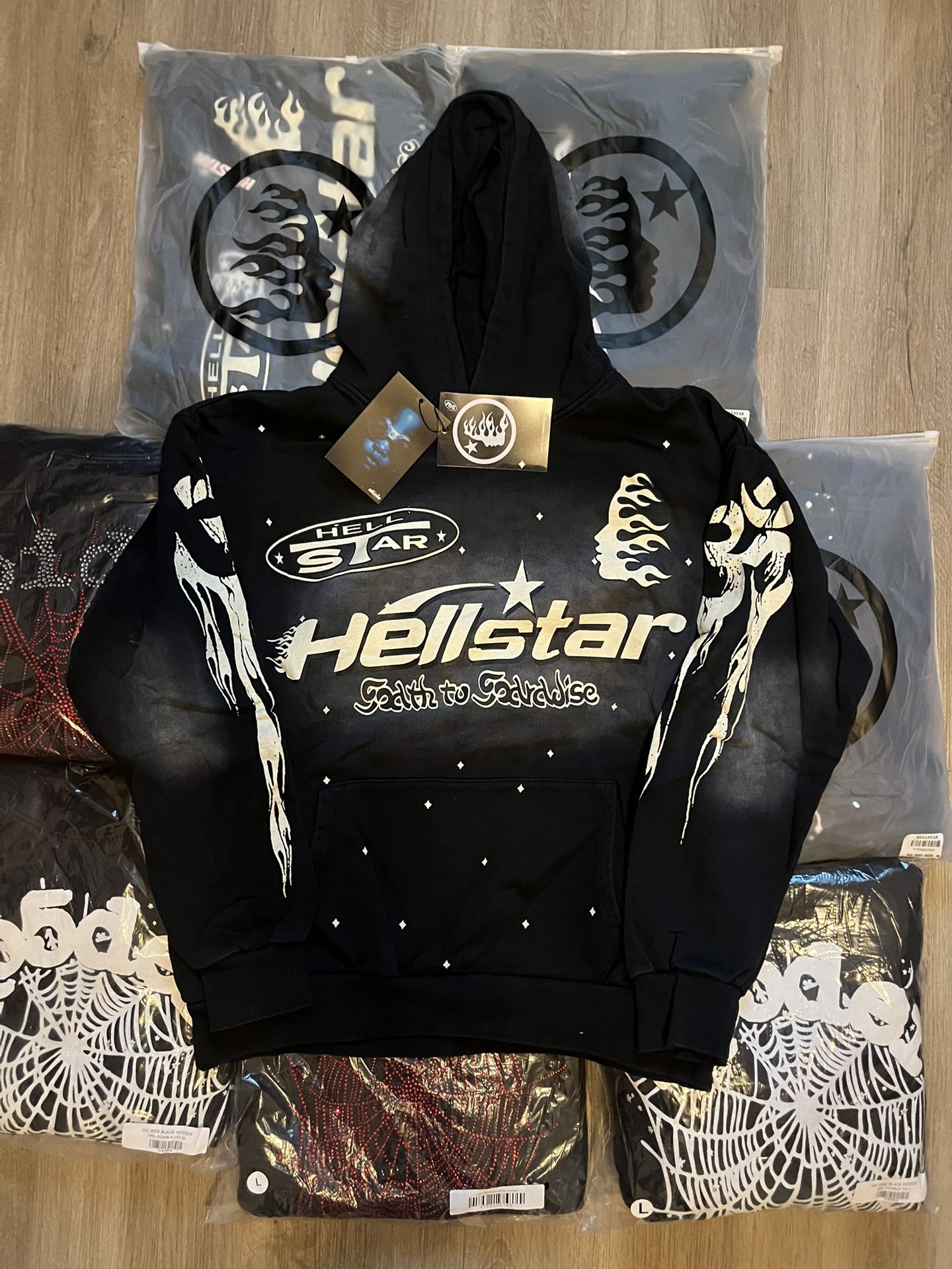 black and white hellstar hoodie mediu
