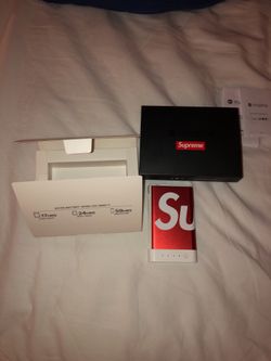Supreme mophie charger
