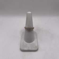 10kt Gold Diamond Engagement Style Ring