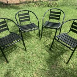 SET OF 4 black metal slat back stackable chairs indoor outdoor patio restaurant bistro cafe porch