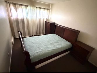 Queen Bedroom Set – Bed, Nightstand, Dresser