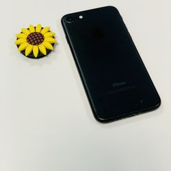 IPhone 7   128GB Fully unlocked 