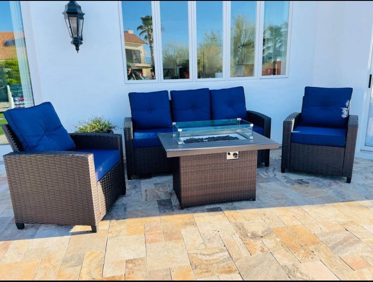 4 Piece XL Patio Furniture Set With Fire Table *New*