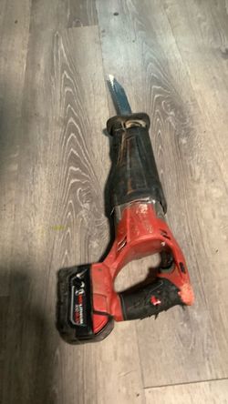 Milwaukee saw saw