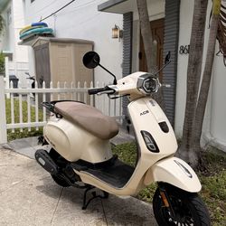Italica vespa age