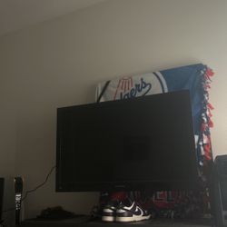 Tv Sceptre 35 Inch 