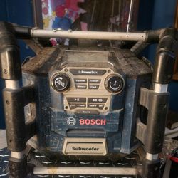 BOSCH JOBSITE HEAVY DUTY SUBWOOFER RADIO 