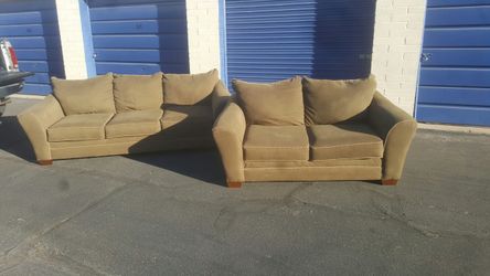 New XXL Couch & Love Seat Set