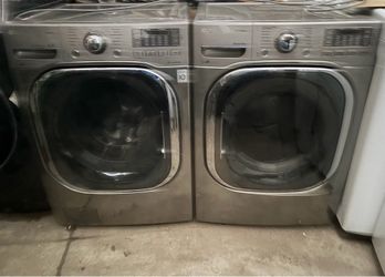 LG WASHER AND GAS DRYER