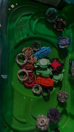 Beyblades!!
