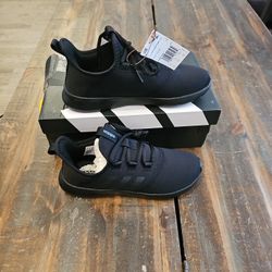 Adidas Cloud Foam Plus Size 7.5  With Tags