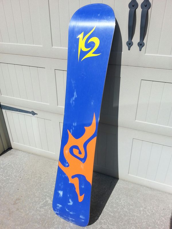 Women's K2 Luna snowboard 147 cm in excellent shape board alone was