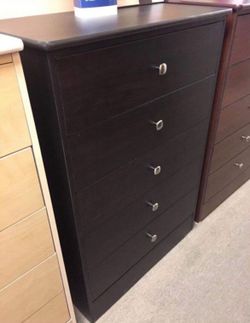 Five drawers dresser