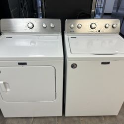 Maytag Washer And Electric Dryer Set 