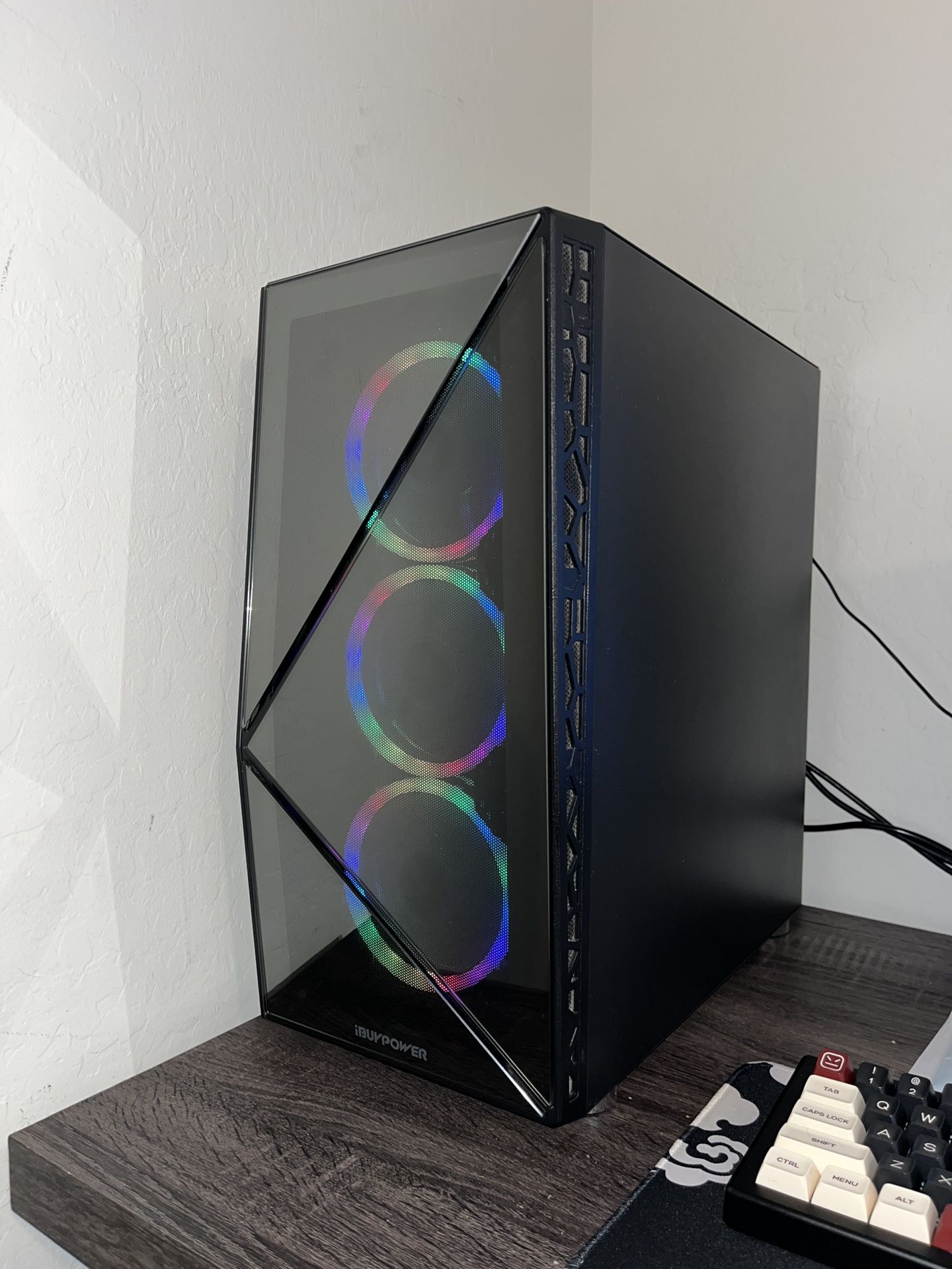 PC GAMING SETUP