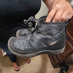 Kids Snow boots Size 1
