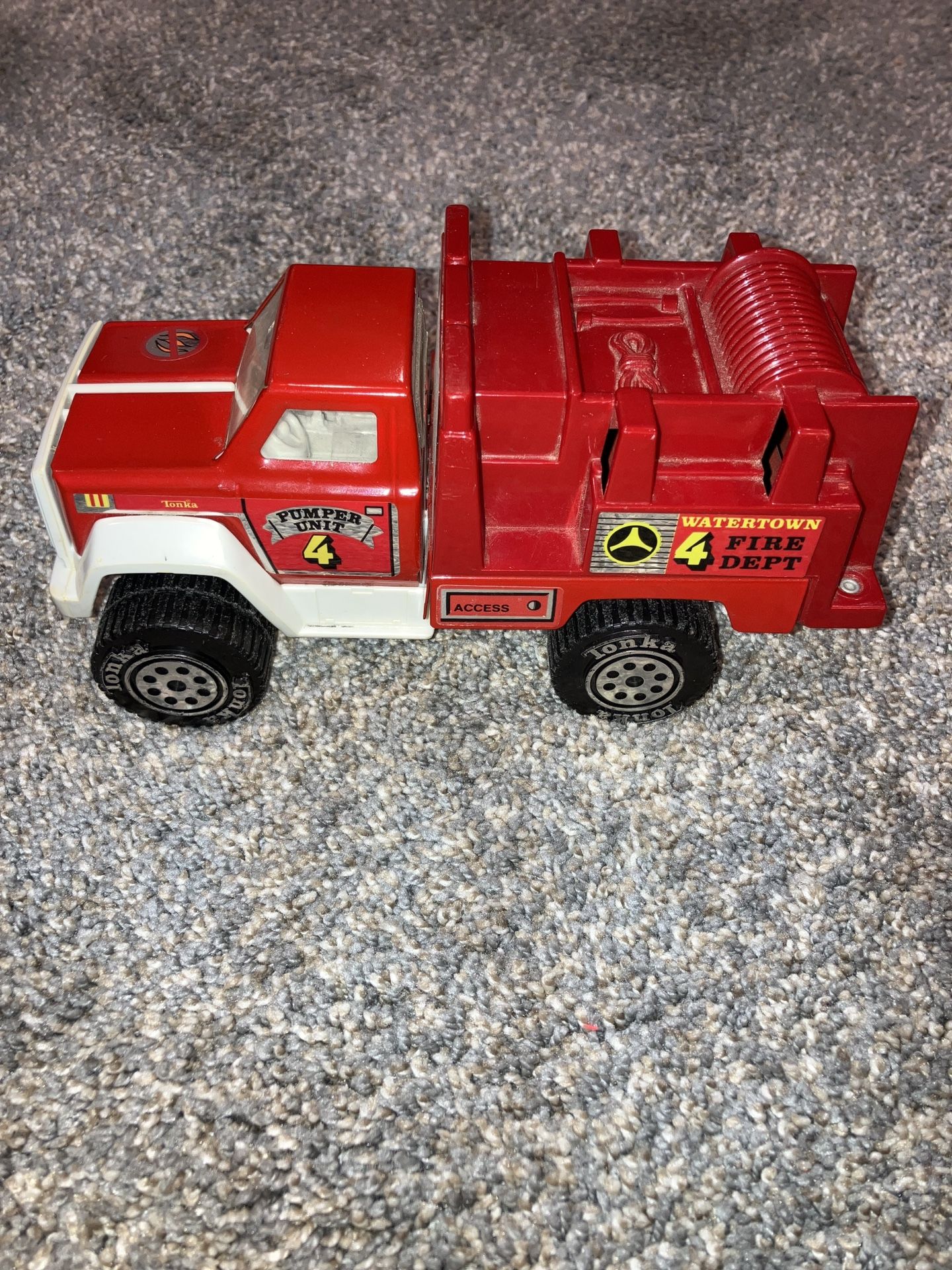 VINTAGE 1990's Tonka Watertown Fire Dept FireTruck Pumper Unit 4