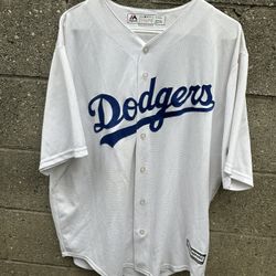 Los Angeles Dodgers Urias #7 Majestic Cool Base Baseball Jersey XL