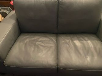 60’ Grey Premium synthetic leather love seat!