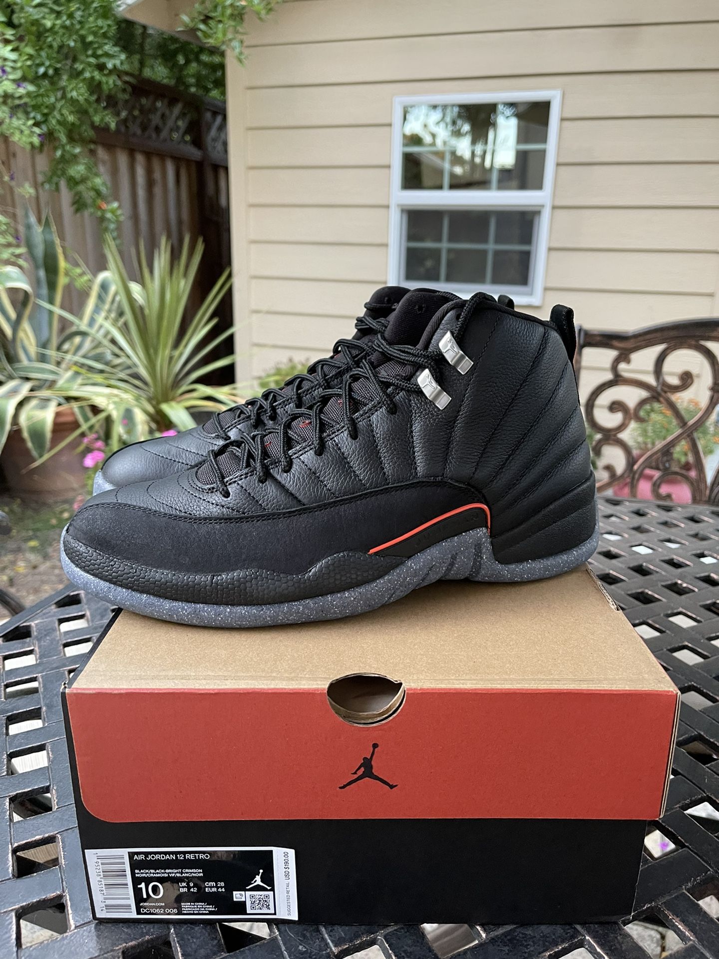 Jordan 12 nike outlet hotsell