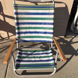 Folding Beach Chair. Please Read Description