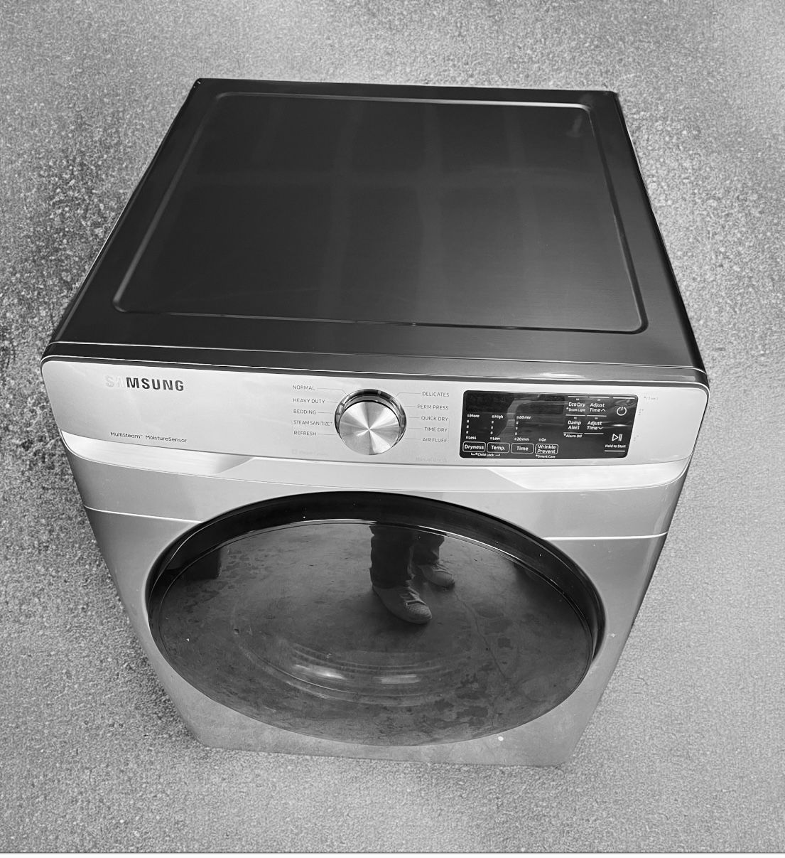 Samsung dryer with steam +moisture sensor - Metallic gray
