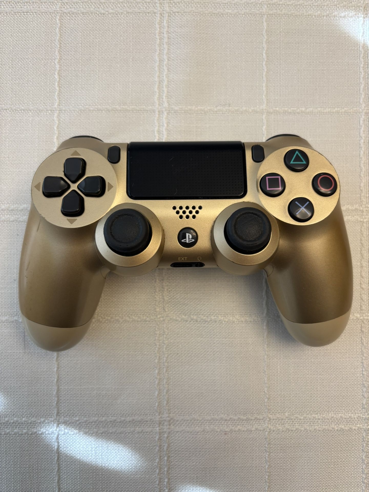 Sony PlayStation PS4 Rose Gold Controller