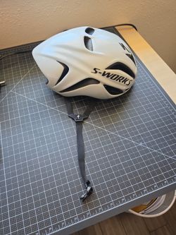 Medium Specialized Sworks Helmet Black/white