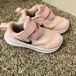 Nike US 6C Tennis Shoes!