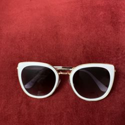 Pretty Sunglasses ! Brand New ( Make  Reasonable Ofer Price)  
