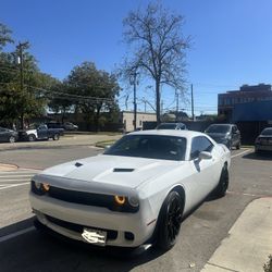 2016 Dodge Challenger SXT