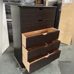 Dresser No Knobs