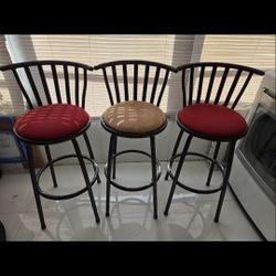 Set of 3 bar Stools 
