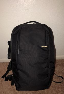 Incase DSLR Camera Bag