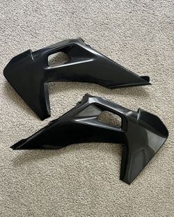 Acerbis Radiator Shroud Set / Black X2.