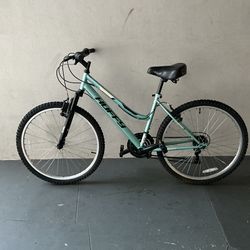 BICYCLE HUFFY 18 SPEED SIZE 26 BRAND NEW