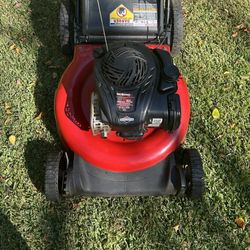 Yard Machine Lawn Mower 