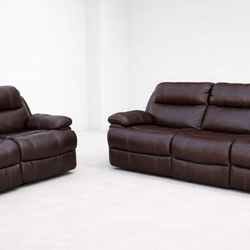 Power Reclining leather Sofa and Loveseat Set - Very good condition