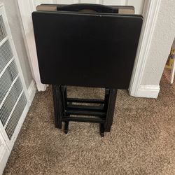 4 TV Trays With Stand 