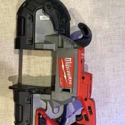 Milwaukee Deep Cut Band Saw 