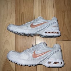 Nike Torch