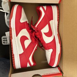 Nike Dunk Low Red  Size 7.5 Mens / Size 9 Womens
