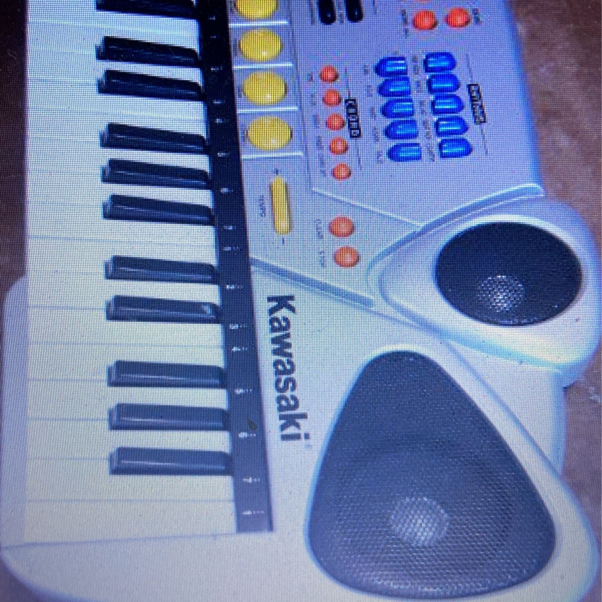 Silver Retro Kawasaki Electronic Keyboard Piano Battery Operated SS339 Tested