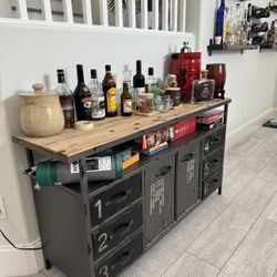 Industrial-Style Home Bar & Shelves 