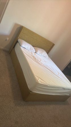 Zinus queen mattress and bed frame set