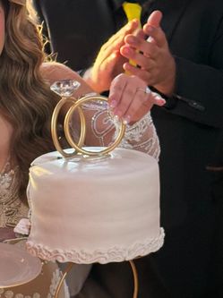Ring-Cake Topper