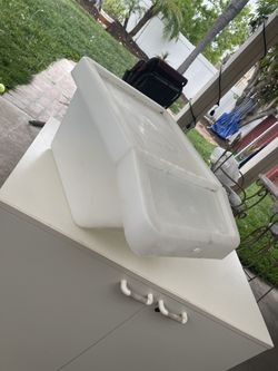 Restaurant Storage Container